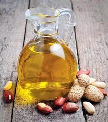 Pure Refined Peanut Oil With Mild Flavor Clear Appearance And Smooth Cooking Performance - Image 2