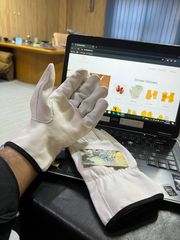 Driver Glove - Image 1