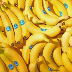 Chiquita Fresh Bananas For Premium Grocery Retailers Seeking Naturally Sweet Fruit With Fresh Quality - Image 4
