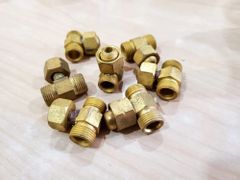 Oxygen T Connector, 4 mm Weight 50 gm Shape T Shape Colour Golden Material Brass Finish Polished Pitch Size 4 - Image 3