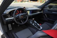 2025 Po-rsche 911 Carrera T Coupe 529 Miles, 6-Speed Manual, 388-hp Turbo Flat-6, Sport Chrono Package - Image 5