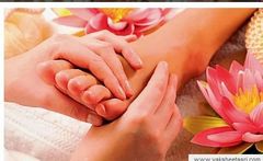 Hawaiian Lomilomi Massage Service - Image 1