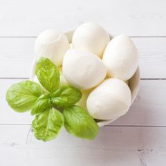 High Quality Mozzarella Cheese Made From Pure Milk With Smooth Melt And Authentic Taste - Image 1