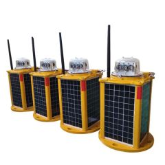Compact Solar Aviation Obstruction Light IP66 for Amusement Park Rides - Image 1