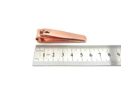 380m Rose Gold Nail Clipper MOQ 6000PCS Color Silver Trademark SSS Brand Name SSS Shape Flat Head Weight 0.018 Kg Thickness 1.2mm - Image 3