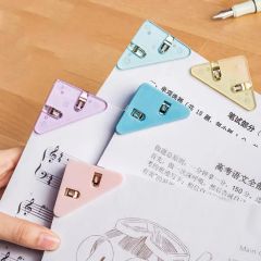 Corner Paper Clips, Plastic Paper Corner Clips, Cute Books Triangle Binder Clips, for Office Staff Student Teacher Prevent Book Corner Curling - Image 4