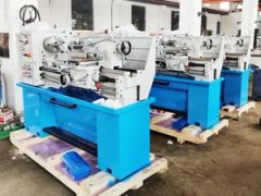 Cq6240 One Meter Lathe Machine with Integral Iron Casting Machine Stand - Image 3