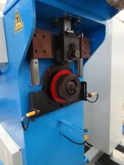 CNC Two Stations Metal Pipe Grooving Machine Voltage 380V Condition New Model NO. 200 Trademark Soar Certification CE Pipe Size 42-250mm - Image 6