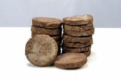 Cow Dung Cake Type Cow Dung Cake Place of Origin india Shape round or - Image 4