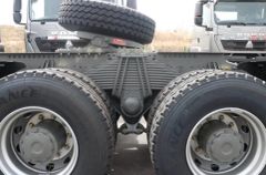 Wholesale Best Seller Hot Selling Sitrak 4X2 6wheel Diesel Vechicles Cargo Truck Van Truck for Sale Low Price - Image 5