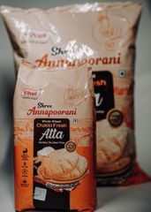 Shree Annapoorani - 100% Whole Wheat Chakki Fresh Atta | Premium Sharbati Wheat Flour from India – product photo 4, product detail gallery
