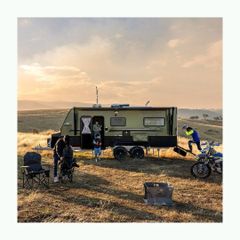 caravan trailer for off road camping Australian standard RV with highoff road RV camping trailer caravan meeting Australian standards heavy duty trailer suitable for remote travel and adventure tourism ground clearance rugged tires and reliable performance for outdoor adventures - Image 2