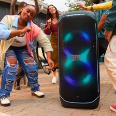 JBL PARTYBOX 720 Portable Party Speaker Bundle with gSport Cargo Sleeve (Black) - Image 5