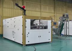 PLC+ Touch Screen Plastic Blowing Machines Plastic Bottle Making Machine Pet Blow Molding Machine - Image 1