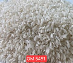 OM 5451 Rice - Signature Product Packaging 50 Kg / PP bag Size average length 6.6 mm Max. Moisture (%) 14.5 max Texture Rich And Satisfying - J&J Global Trading Company