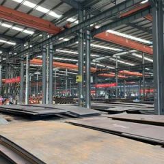 Versatile Prefabricated Steel Building for Workshops and Warehouses - Image 2