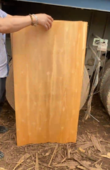 Core veneer Thickness 1.7mm Grade 90%a, 10%b Density 600 Kg/m³ Size 1270mm X 640mm Moisture Content Under 18% Material Eucalyptus/ Acacia - Image 1