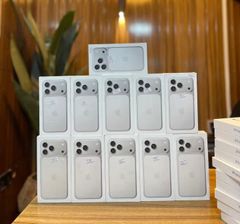 Apple Iphone 17 pro max - Image 2