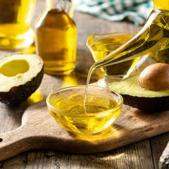 Palm Oil Refined Cooking Oil Plant Based Edible Oil High Quality Neutral Taste Suitable for Cooking and Frying - Image 4