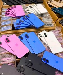 Super Clean GRADE A iPhone 15 PRO & MAX /  iPhone 14 PRO & MAX /  iPhone 13 PRO & MAX - Image 2