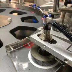Rotary Coffee Pod Filling and Sealing Machine with Vacuum Feeding System - Image 4