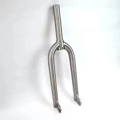 Road Bike Aluminum Alloy Rigid Fork Trademark null Spoke Hole 32-40h Rim Material Steel HS Code 8714962000 Fork Material - Image 3