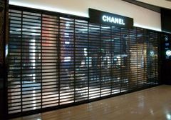 Motorised Polycarbonate Rolling Shutter Height 9feet Thickness 5.2 mm Brand Sandeep Sales Power (Wattage) 250 W Material - Image 4