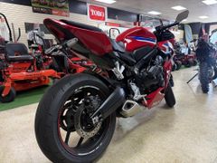 2024 Honda CBR1000RR-R Fireblade SP Type Motorcycle Packaging Brand new with original - Image 1