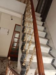 Wooden Staircase Railings, For Home Design Modern Material Wood Position Stairs Usage/Application Home Color Brown And - Image 1