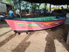 Petrol Frp Fishing Boats Height 3 Feet Length 16 Feet Width 5.6 Feet Power Source - Image 6
