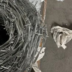 Hot-Dipped Zinc Coated Corrosion-Resistant Barbed Wire - Image 6