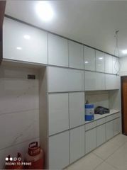 L-Shape Aluminium Glass Kitchen 10 20 Appearance Modern Material Aluminium Finish Type Polished Kitchen Design L-Shape Colour Red, Yellow, Blue, Natural, White, Purple, - Image 5