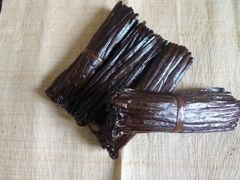 Premium Whole Vanilla Bean Madagascar Vanilla Beans Style Dried Weight (kg) 25 Content Vanilla Address Belgium Drying Process - Image 2