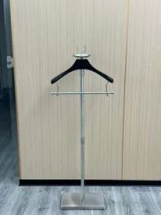 High Quality Solid Wood Single Coat Clothing Display Racks Solid Hangers for Hotel Room - Image 3