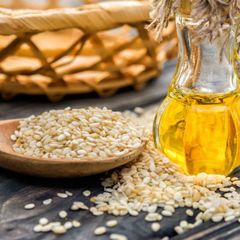Organic Natural Sesame Oil Cold Pressed Healthy Edible Oil Rich Flavor for Cooking Food Processing and Cosmetic Use – product photo 5, product detail gallery