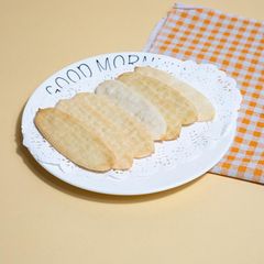 Baked Infants Popular Snacks Rice Cracker with Concentrated Pear Juice - Image 2