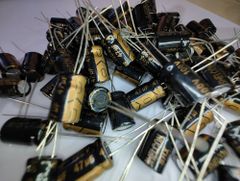 ELECTROLYTIC CAPACITOR 47mFD/100V Terminals 2 Brand SHELCON Tolerance 20% Capacitor Size 8 x 12 Capacitance 47 mFD, - Image 3