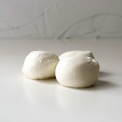 Mozzarella Cheese Crafted For Smooth Melt And Creamy Taste With 100% Authentic Freshness - Image 3