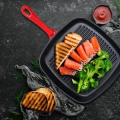 Non-Stick Red Color Frypan Hot Sell Square Cast Iron Griddle for Beef Steak - Image 4