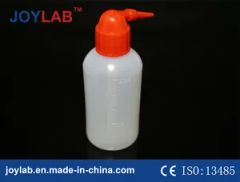 Lab Using Plastic Washing Bottle with Red Mouth Group All Origin China Model NO. JL3640 Trademark JOYLAB Logo Printing - Image 1