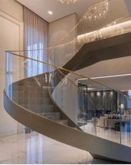 Stairs Toughened Glass Bending Railing, For Home Design Panel Thickness 6 mm Position Stairs Usage/Application Home Safety Enhancement - Image 2