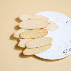 Baked Infants Popular Snacks Rice Cracker with Concentrated Pear Juice - Image 1