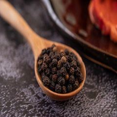 Fresh Black Pepper Grains For Cooking Marinades Sauces Soups Meat Recipes Spice Blends And Restaurant Kitchens - Image 4