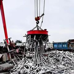 Electric Control System Scraps Handling Lifting Magnets - Image 2