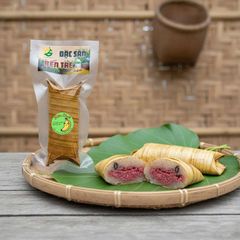 Vietnamese coconut leaf cake with banana Weight (kg) 0.07 Place of Origin Vietnam Freezing Temperature -25 Preservation Temperature -18 - Image 1