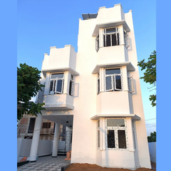 Bungalow Building Construction Service Roof Style Sloped Delivery Time 7-30 Days Construction Mode Onsite Veranda Presence - Image 3