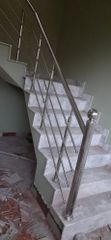 Silver Stainless Steel Staircase Railing, For Home Y 20 Width 3 To 30 Ft Usage Residential Number Of Doors 2 Height 3 To 20 - Image 10