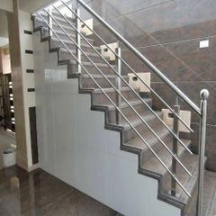 Silver Stainless Steel Railings Color Silver Position Stair Diameter as required Usage/Application Home Size/Dimension as - Singhal Fabricators