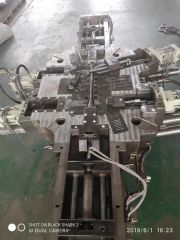 Precision Mould Chamber Die Casting Machine - Image 5