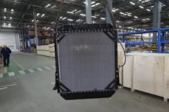 5889864 Radiator Sem655 Sem656 Sem660 Wheel Loader Parts - Image 1
